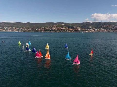 Tre prove con Bora per Barcolana Para Sailing