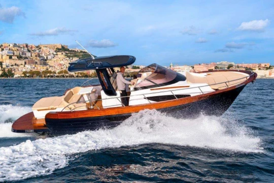 Cantiere Mimì in Sicilia con Milnautica