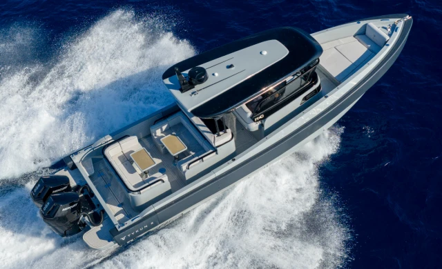 TYKUN X, la chase boat made in Italy in alluminio che raggiunge i 55 nodi di velocità