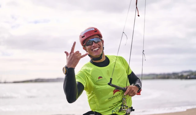 Riccardo Pianosi Campione del Mondo di Formula Kite Youth alle Azzorre