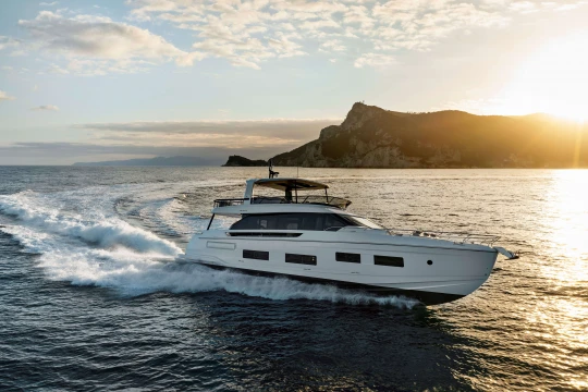 Azimut al boot Düsseldorf 2026: Fly 82 in anteprima tedesca