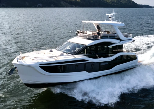 Galeon Yachts at boot Düsseldorf with five models on display