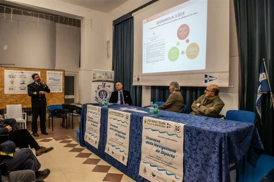 Concluso con successo l’incontro informativo sulla sicurezza nella navigazione da diporto