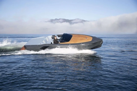 Frauscher 797 Spectre: defined by character, driven by power