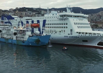 GNV Aurora completa il primo bunkeraggio di GNL a Genova