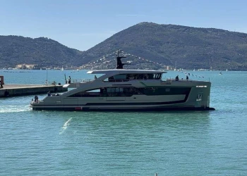 Antonini Navi vara Seamore 34, il primo yacht full-custom del brand