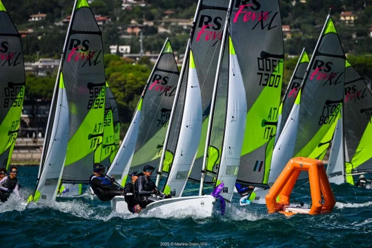 A Gargnano la prima regata nazionale del doppio RS Feva