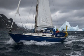Dalla Groenlandia a Plymouth: 2.300 miglia d’oceano in tempesta con un Contessa 32
