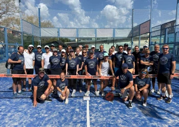 Acquera Yachting ospita il suo quarto torneo di padel per comandanti