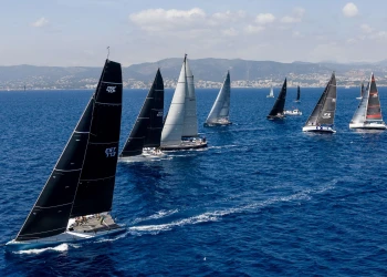 Light, tricky winds are the first challenge at 22nd PalmaVela
