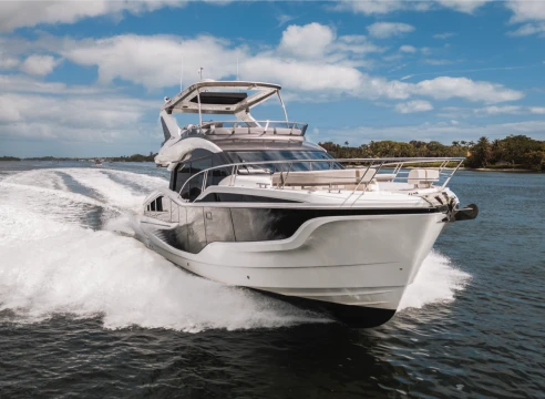 Galeon 520 FLY: first in-depth look at the new-generation flybridge