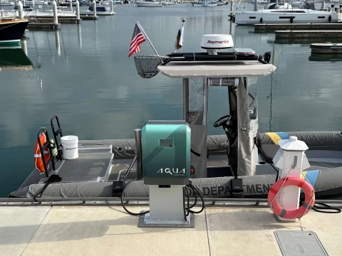 Newport Beach debuts first Aqua superPower Fast Charger