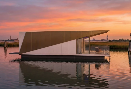 La nuova luxury houseboat progettata da Nicola de Pellegrini debutta al Salone Nautico Venezia