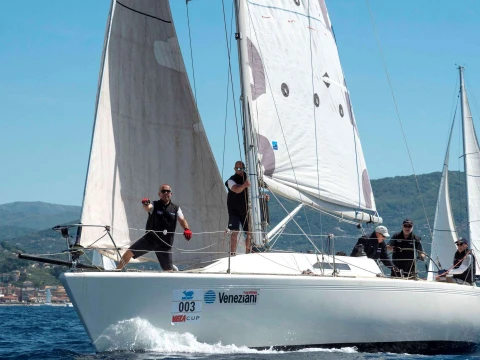 Veneziani Yachting rinnova la partnership con VELA Cup 2026