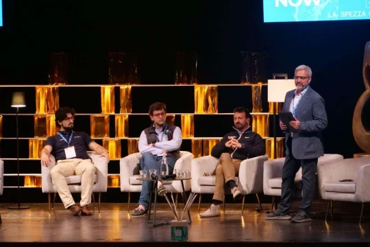 Foiling, innovazione e sostenibilità al Blue Design Summit