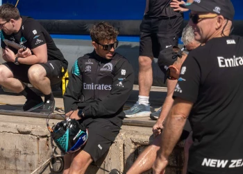 Slam ancora al fianco di Emirates Team New Zealand verso la 38ª America’s Cup