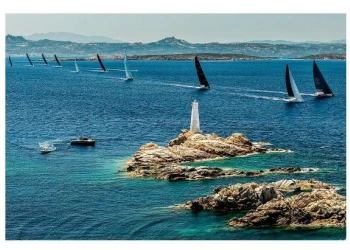 Sun, strategy and shifting breeze open the Southern Wind Rendezvous and Trophy 2026