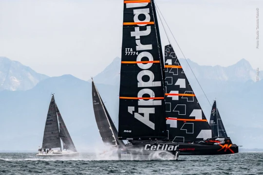 151 Miglia-Trofeo Cetilar 2026, 193 barche al via/Taccola