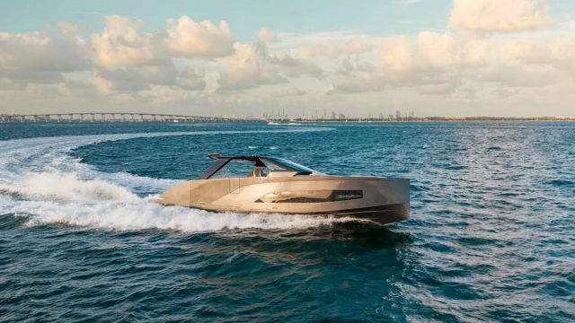Powerboats USA appointed official Manari Yachts dealer in the United States