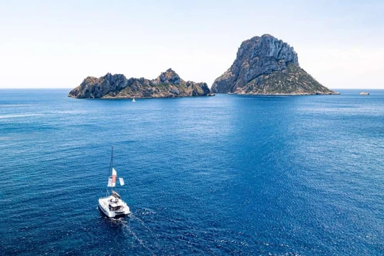 Il catamarano Caprera atteso a Trapani