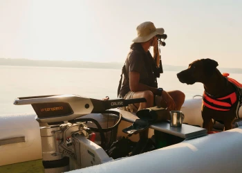Torqeedo marks World Ocean Day activities with clean-up at Munich's Flaucher