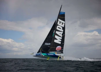 Ambrogio Beccaria verso il Grande Nord per la sua prima regata in solitario in Imoca