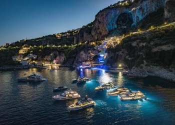 Midsummer Dream in Amalfi: Ferretti Group enchants its owners and presents the new Riva 54M