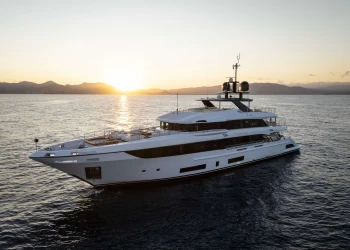 M/Y Juno’s 7 wins Robb Report US Best of the Best Award