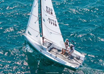 J/70 Cup 2026, a Torbole vince Paint In Black; gSpot e White Hawk completano il podio