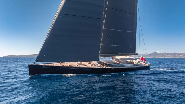 Nauta rinnova gli interni del sailing yacht 4K di Abeking & Rasmussen
