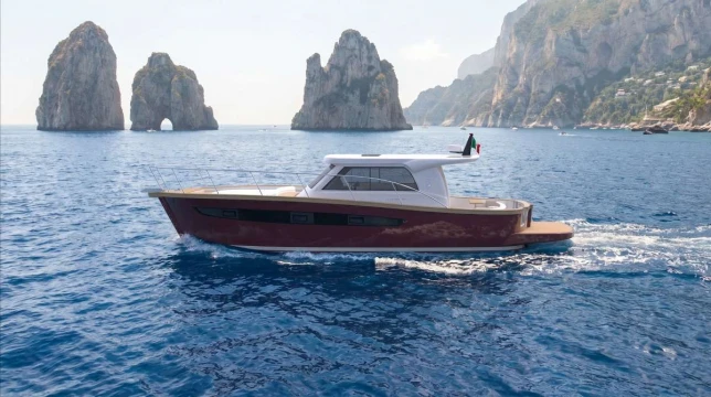 Patrone presenta il nuovo 45' Convertible al Cannes Yachting Festival 2026.