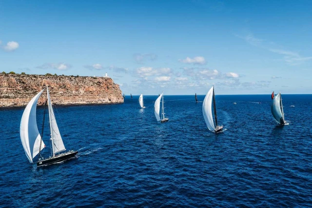 Ibiza JoySail Superyacht Regatta 2026: 20 superyacht al via della sesta edizione