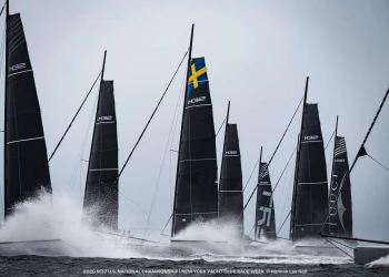 A Heavy-Air Delight: Surge Triumphs at M32 U.S. Nationals