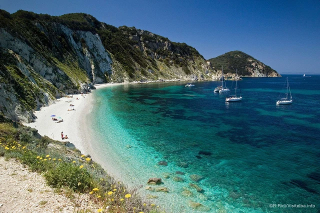 Agosto all'Isola d'Elba: cultura, natura, tradizioni e sport nel cuore dell'estate
