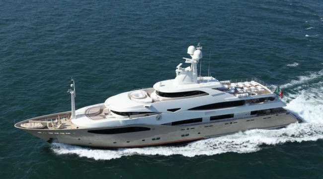 CRN Eleni: Videoworks’ Refit Brings the Digital Revolution to Charter Yachts