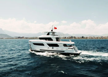 Bering Yachts Completes First Sea Trials of Third Bering 88 Hull
