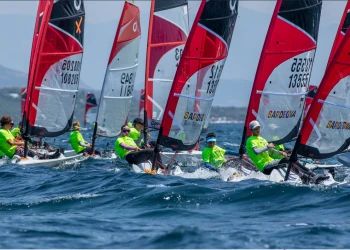 Mondiale Openskiff, sei prove completate a Calasetta, da mercoledì gold e silver fleet under 17