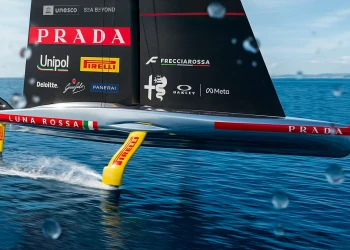 Pirelli estende la sua presenza a bordo di Luna Rossa