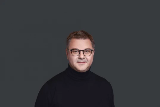 Dmitry Vasiliev entra nel capitale di Bering Yachts